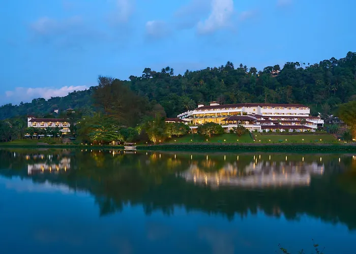 Hotel near College: Cinnamon Citadel Kandy